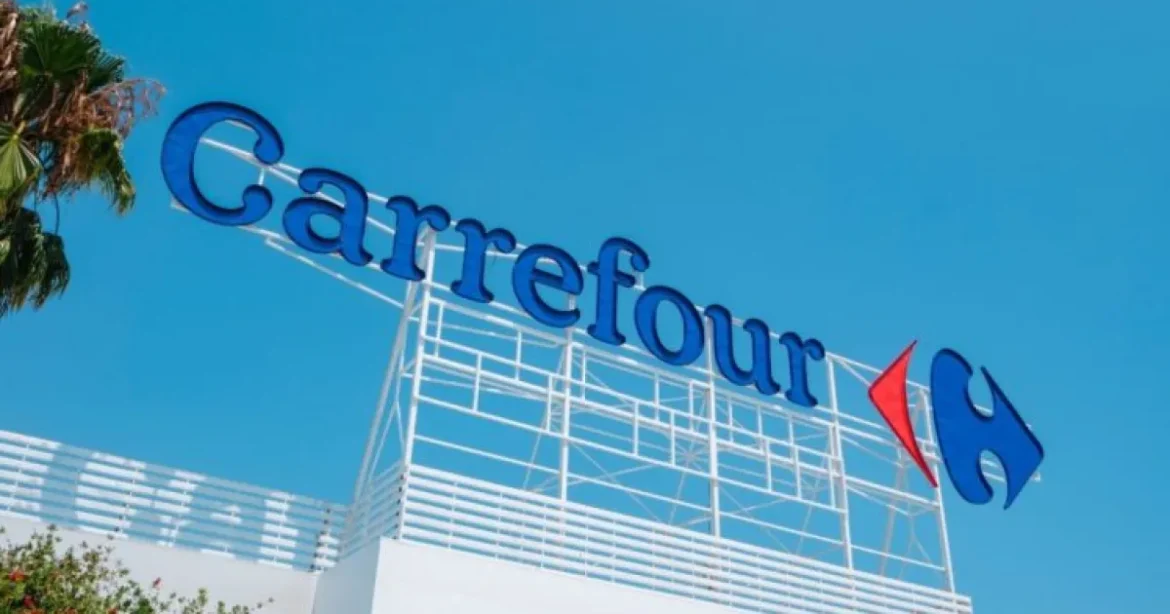 Carrefour lansează produse inedite din toată țara într-un hypermarket din București