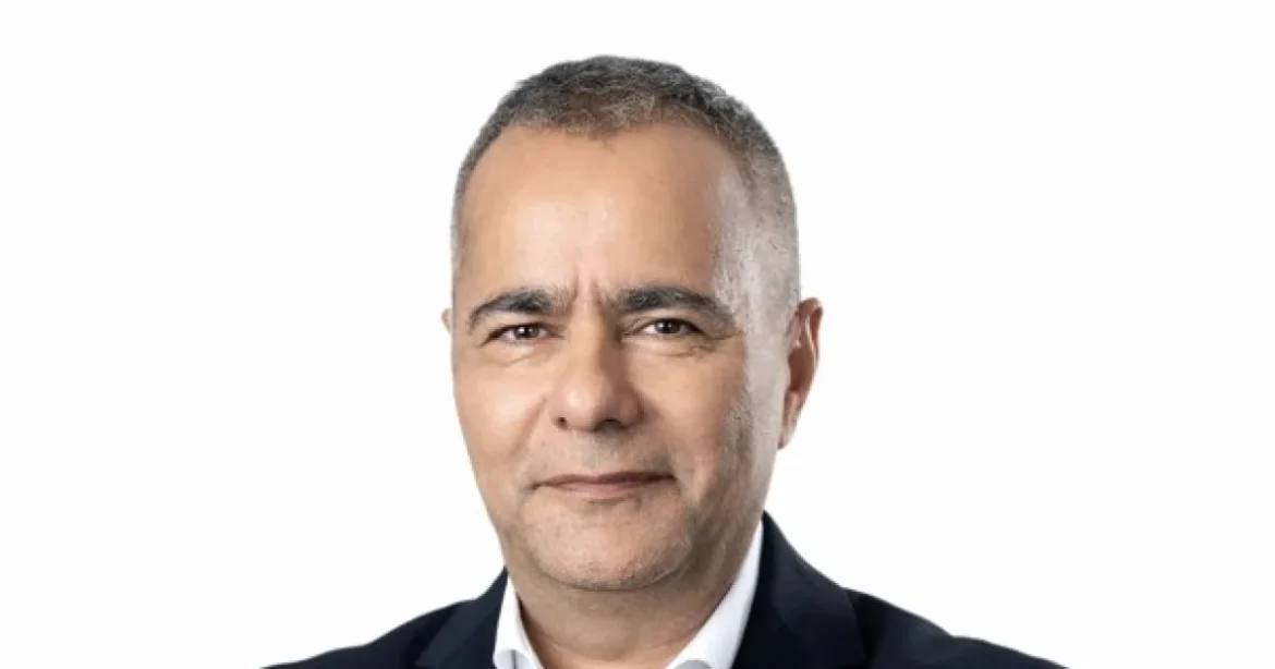 Fermierii și marile corporații: profesioniști sau simpli consumatori?