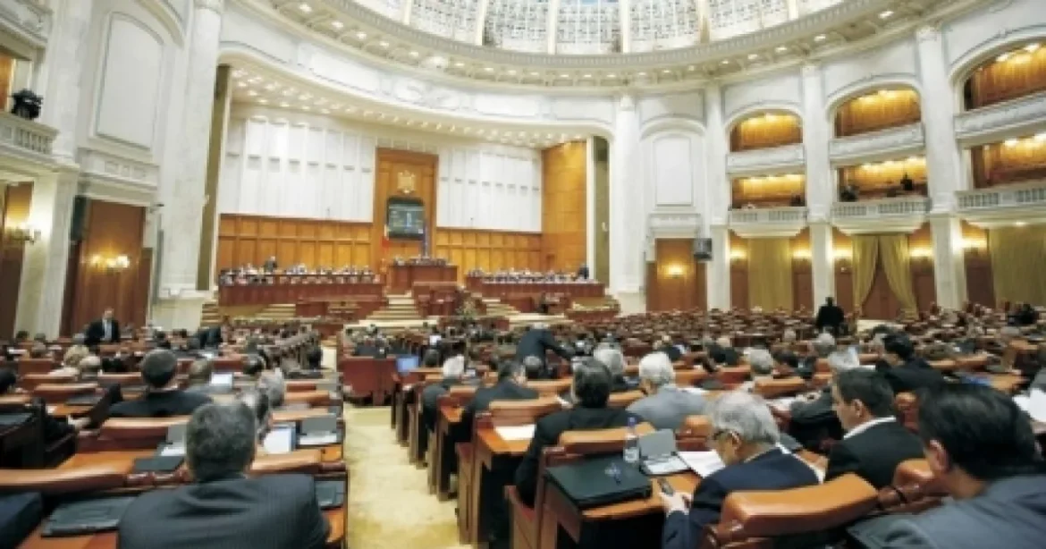 Ziua votului pentru Executivul Mureșan. Ședința Parlamentului începe la ora 13