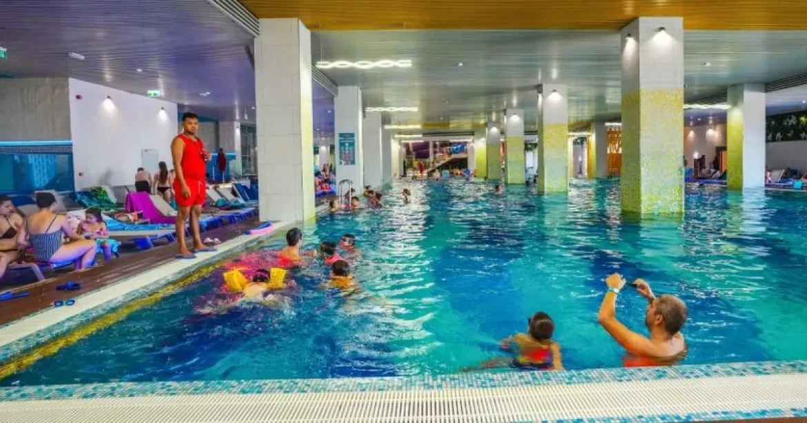 Acces gratuit la parcul acvatic din Pantelimon pentru elevii din toată țara