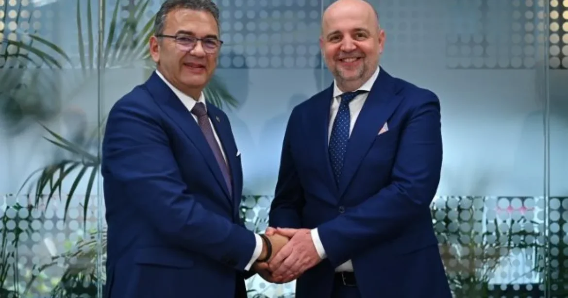 Allianz Țiriac preia Campion Broker cu condiții