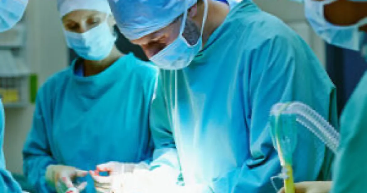 BCR lansează asigurarea pentru boli grave și în George, cu acoperire de 10 milioane lei