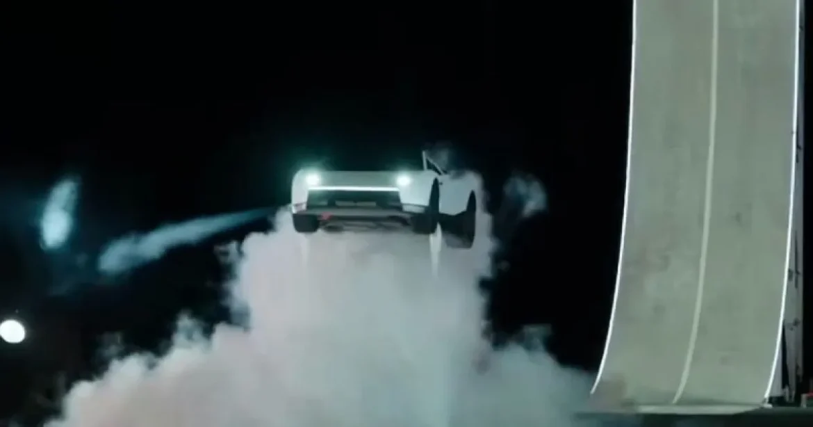 Cea mai bogată persoană din lume anunță posibila fuziune dintre Tesla și SpaceX
