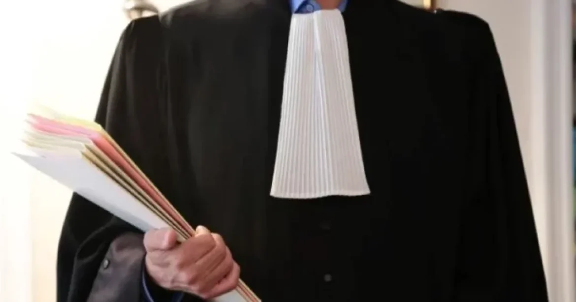 Concordia cere retragerea proiectului ce obligă firmele să plătească avocați la contracte