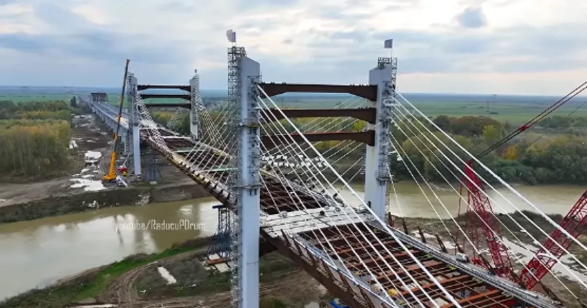 Drum Expres Brăila-Galați: Au început lucrările la hobanele podului peste Siret