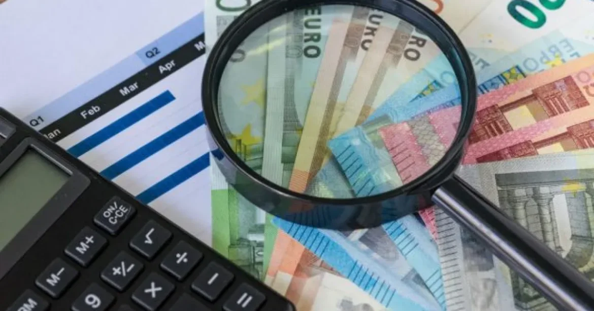 Economisire și investiții: soluțiile băncilor și ce trebuie să știe clienții