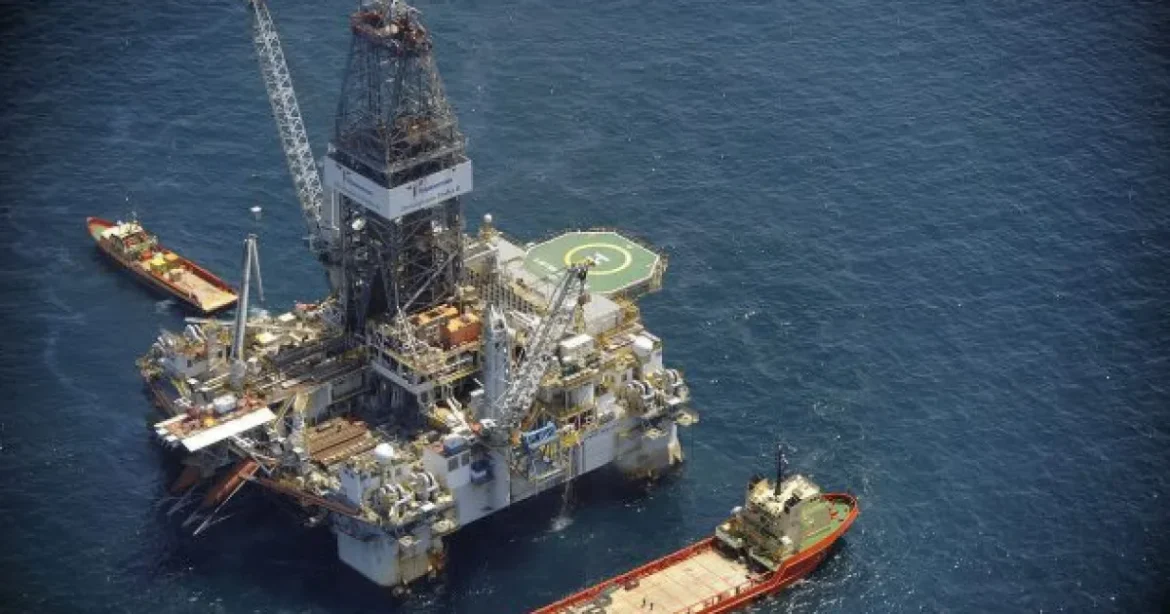 România respinge prelungirea concesiunii gazelor Trident, controlată de Lukoil