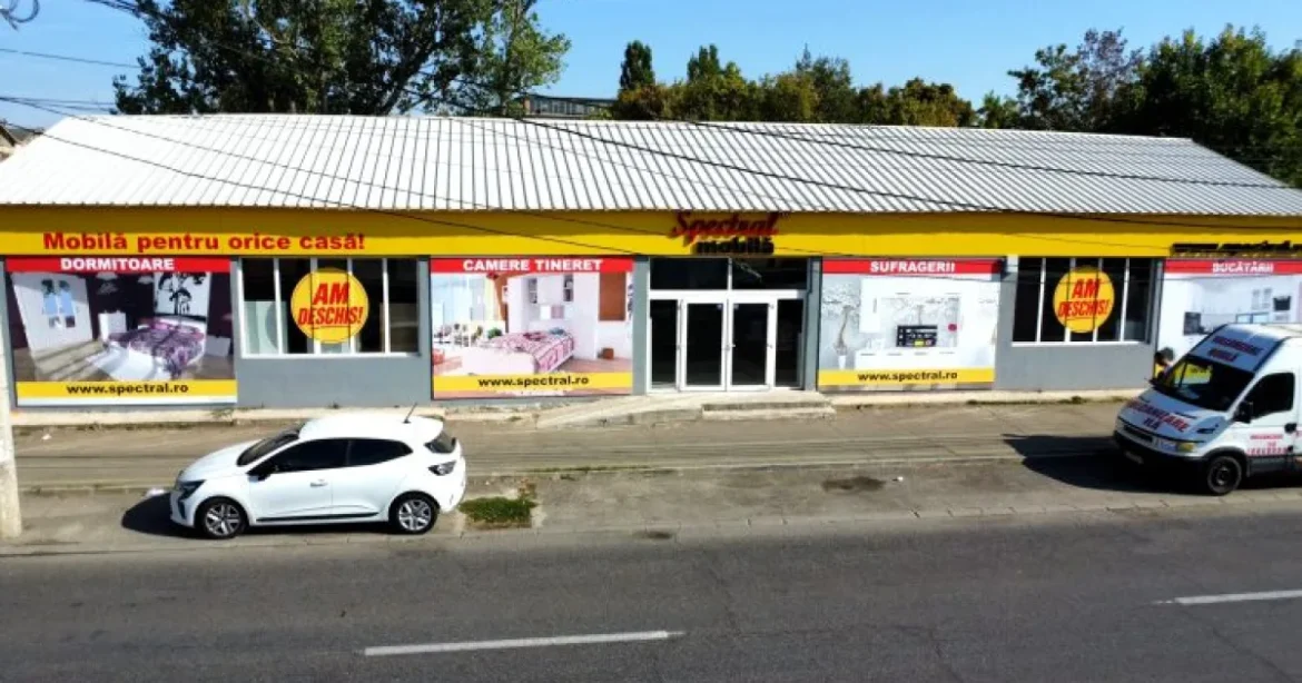 Spectral Mobilă a deschis al treilea magazin anul acesta și a ajuns la 40 de unități