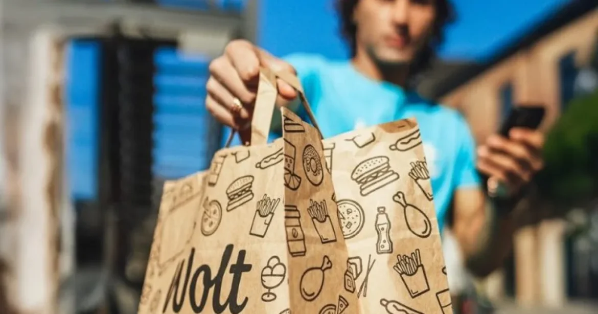 Wolt elimină temporar taxa de abonament și reduce prețurile la restaurante cu până la 50%