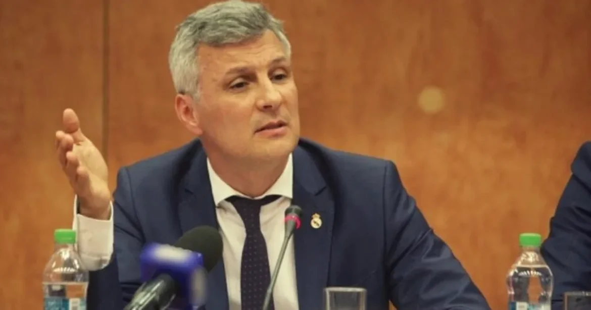 Zamfir: Situația de la Dacia e acută. Merg cu ministrul Energiei să discutăm problemele